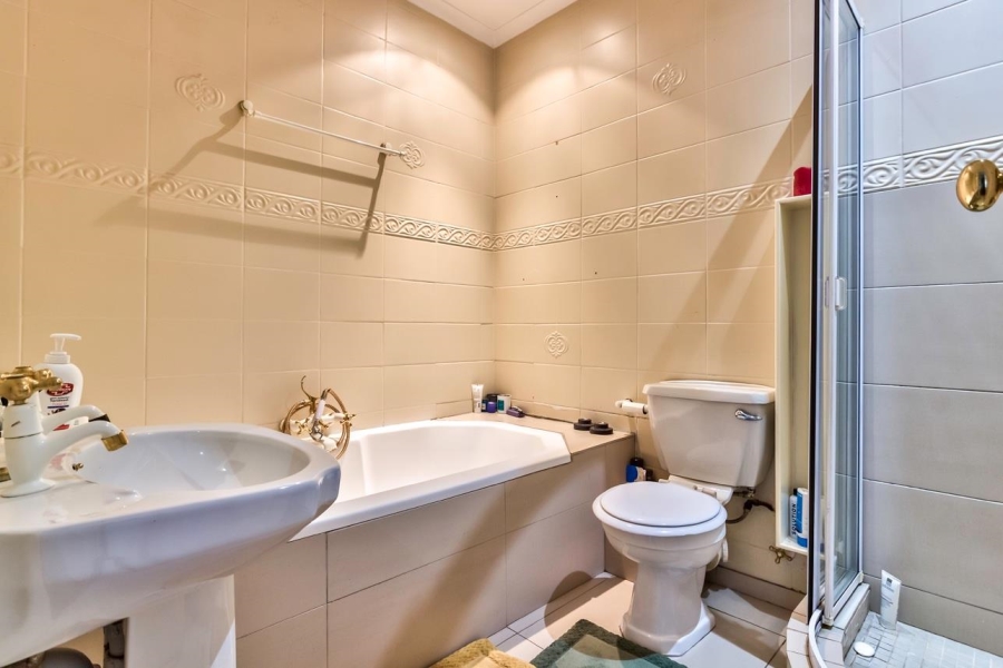 3 Bedroom Property for Sale in Newlands Western Cape